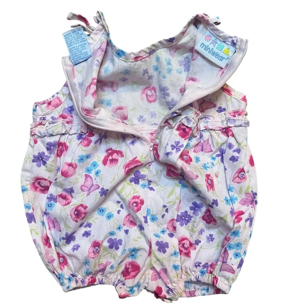 Four-Piece Baby Girls Bundle 0-3 Months